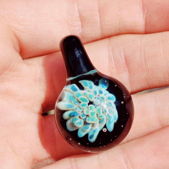 Unusual vintage hand blown art glass pendant - Picture 5 of 12